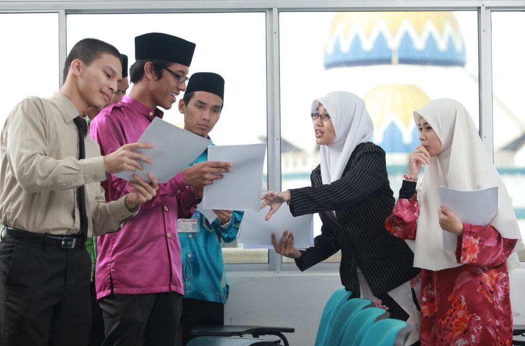 DIPLOMA PENGAJIAN ISLAM PENGKHUSUSAN DAKWAH DAN PENGURUSAN (R3/0224/4/0054) (02/30) (A4742)